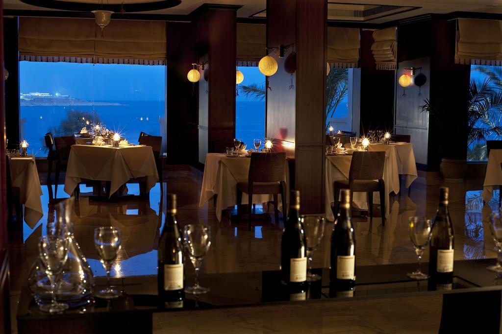 스텔라 디 마레 비치 호텔 앤드 스파 샤름 엘 셰이크 외부 사진 The restaurant at the hotel